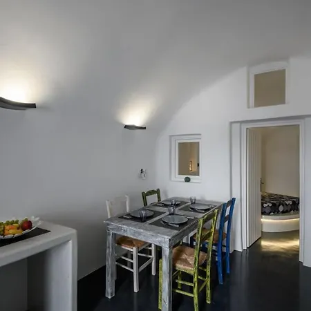 Appartement Santorini Traditional 1bd Apt With Private Hot Tub Fira (Santorini)